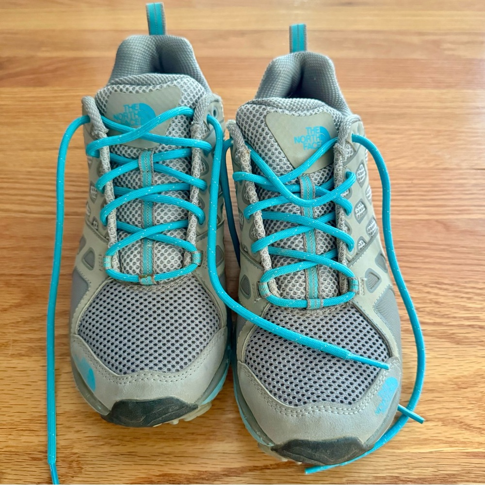 The North Face Women's Hedgehog Guide Light Hiking Shoes